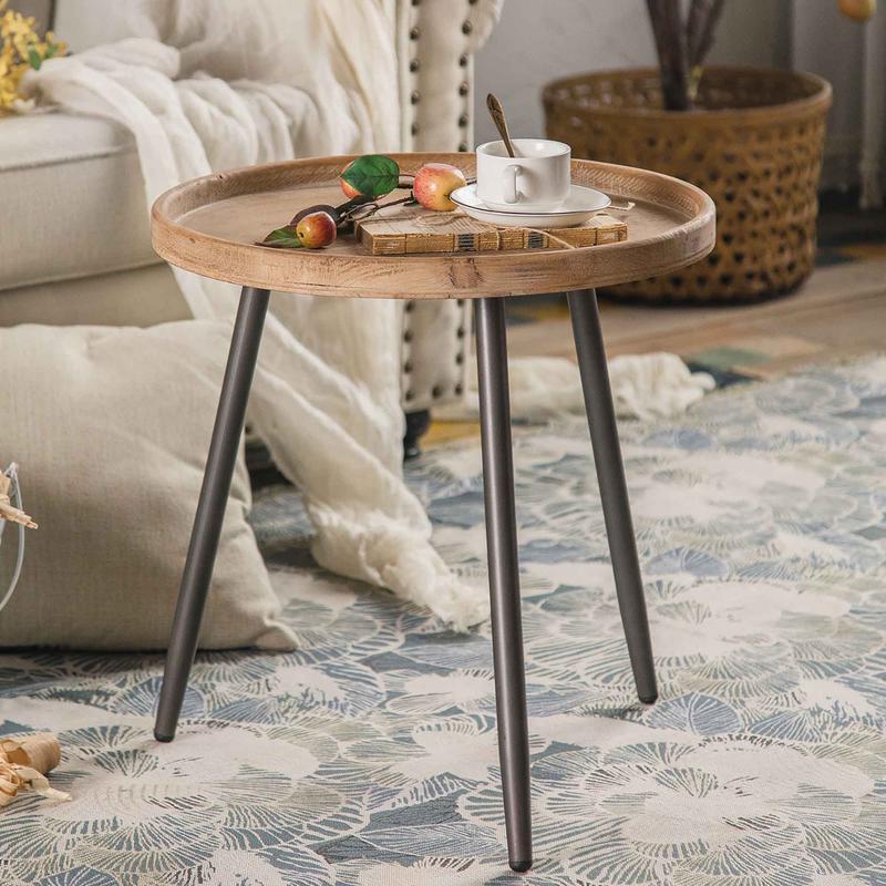 Table dappoint circulaire  trois pieds en bois et en mtal, 19'' x 20''