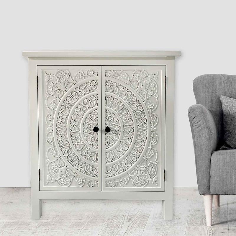 Armoire orne d'un motif floral en blanc, 28-1/4" x 14" x 31"